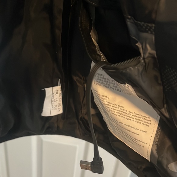 Heated vest. Size large - Picture 4 of 5